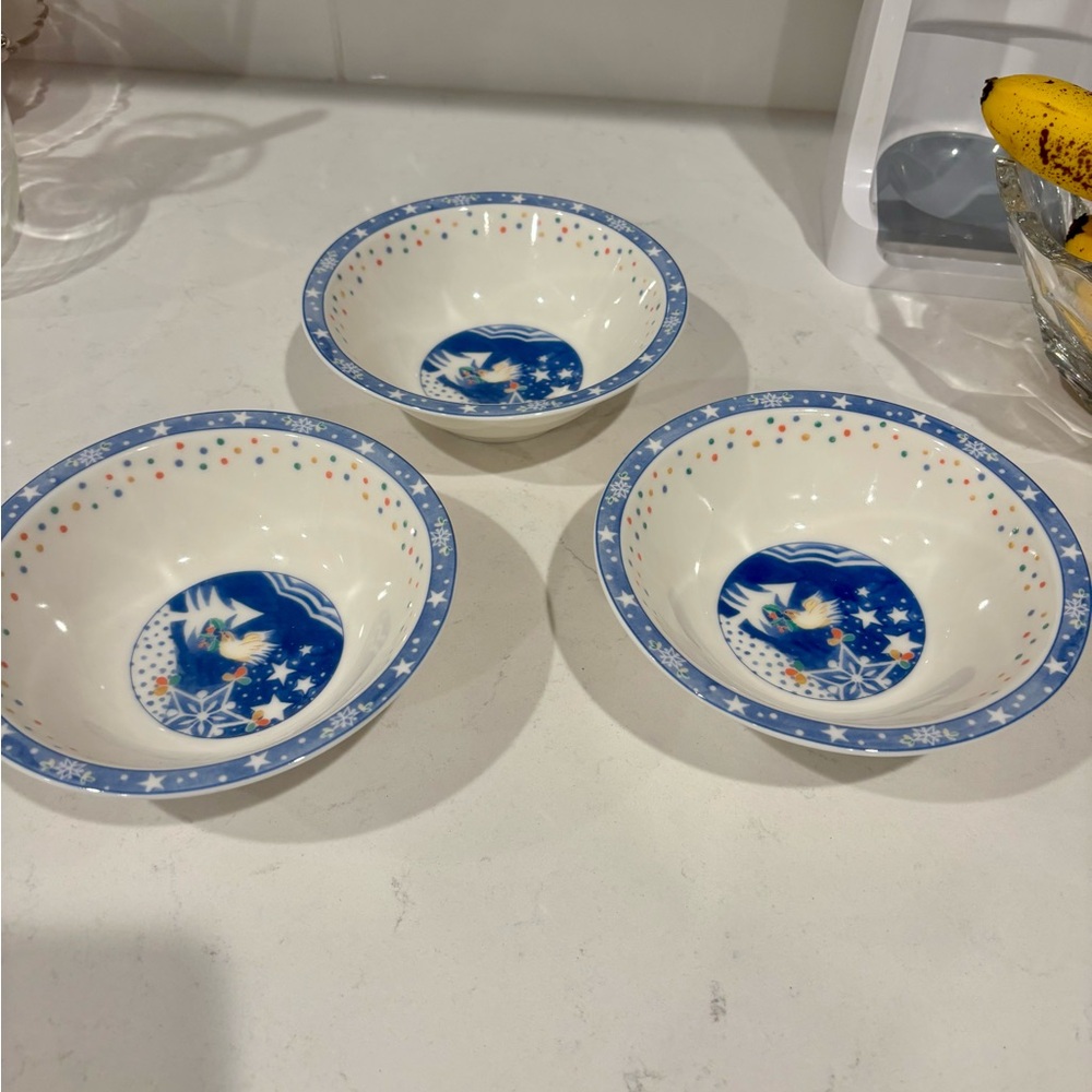 Epoch “Mr. Snowman” Ceramic Bowls – Set of 3 Winter Holiday Blue Pattern